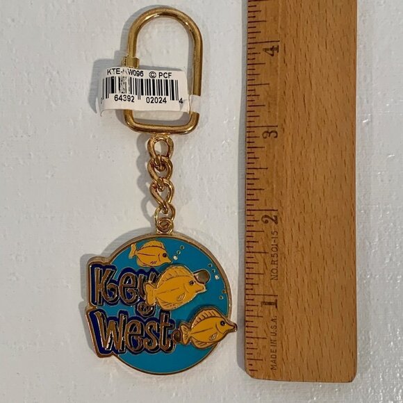 Key West Florida Moving Fish Keychain Metal Blue Gold Unique Swimming Fish Fob - Picture 7 of 7